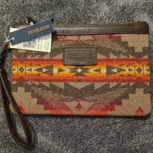 Pendleton Wristlet Purse, Sierra Ridge